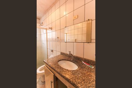 Casa à venda com 88m², 3 quartos e 2 vagasBanheiro