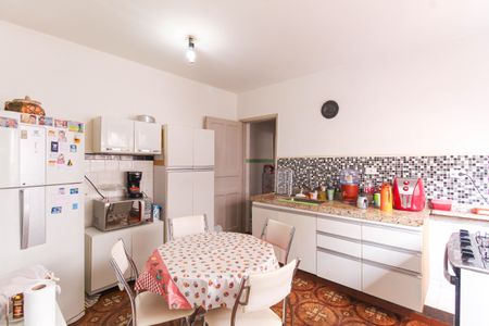 Casa à venda com 88m², 3 quartos e 2 vagasCozinha