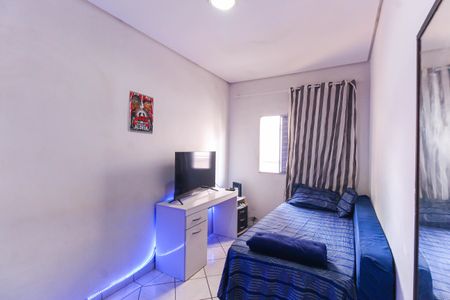 Casa à venda com 88m², 3 quartos e 2 vagasQuarto 3