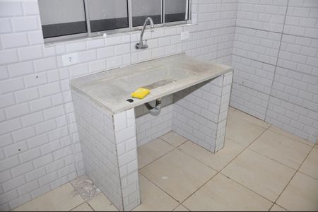 Casa para alugar com 70m², 1 quarto e sem vagaDetalhe - Sala e Cozinha