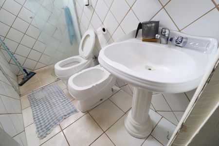 Casa para alugar com 1200m², 6 quartos e 6 vagasBanheiro Social