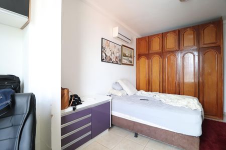 Casa para alugar com 1200m², 6 quartos e 6 vagasQuarto 4 - Suíte