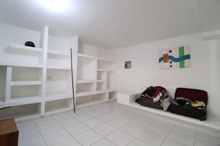 Casa para alugar com 1200m², 6 quartos e 6 vagasSala 4