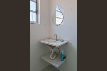 Apartamento para alugar com 70m², 2 quartos e sem vaga Apartamento para alugar com 70m², 2 quartos e sem vagaBanheiro