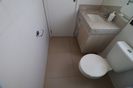 Apartamento para alugar com 135m², 3 quartos e sem vagaBanheiro suite 1