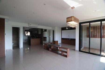 Apartamento para alugar com 135m², 3 quartos e sem vagaSala