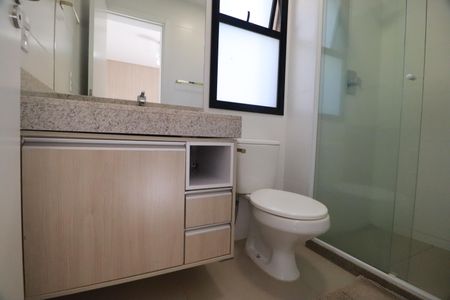 Apartamento para alugar com 135m², 3 quartos e sem vagaBanheiro suite 2