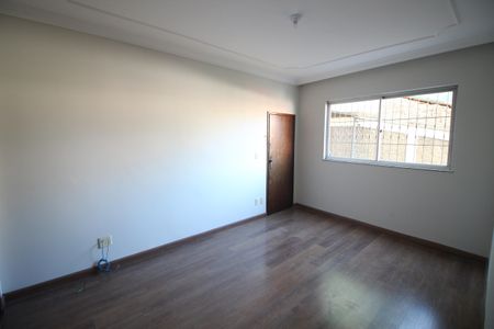 Sala de apartamento para alugar com 3 quartos, 102m² em Jardim Riacho das Pedras, Contagem