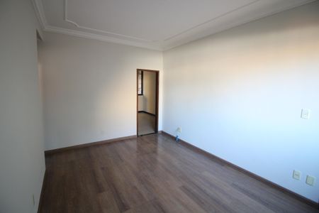 Sala de apartamento para alugar com 3 quartos, 102m² em Jardim Riacho das Pedras, Contagem