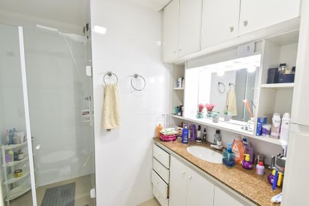 Apartamento à venda com 55m², 1 quarto e 1 vaga Apartamento à venda com 55m², 1 quarto e 1 vagaBanheiro