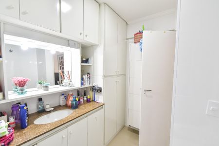 Apartamento à venda com 55m², 1 quarto e 1 vaga Apartamento à venda com 55m², 1 quarto e 1 vagaBanheiro
