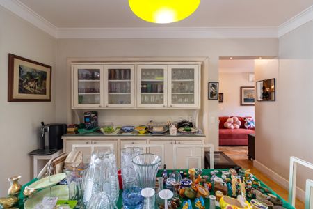 Apartamento para alugar com 225m², 3 quartos e 4 vagas