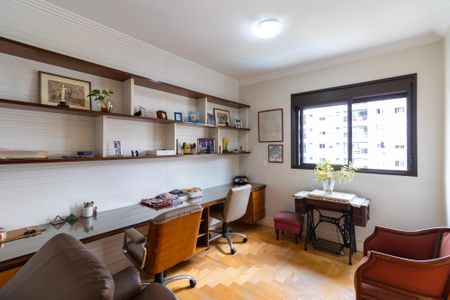 Apartamento para alugar com 225m², 3 quartos e 4 vagas