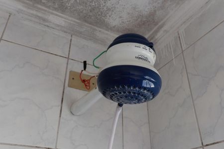 Casa à venda com 200m², 2 quartos e 4 vagasBanheiro