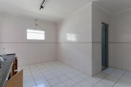 Casa à venda com 200m², 2 quartos e 4 vagasBanheiro