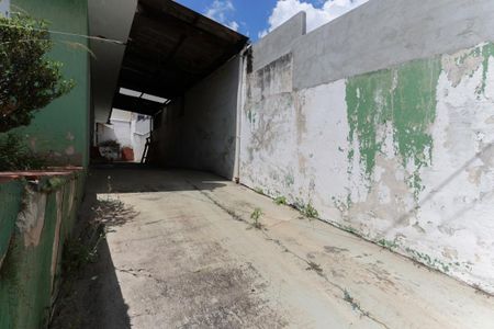 Casa à venda com 200m², 2 quartos e 4 vagasGaragem e quintal