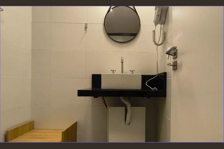 Banheiro de kitnet/studio à venda com 1 quarto, 23m² em Vila Mariana, São Paulo