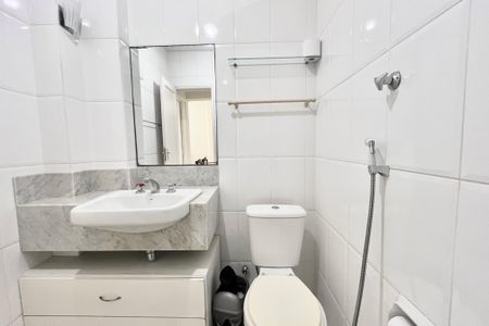 Apartamento à venda com 85m², 2 quartos e sem vagaBanheiro 