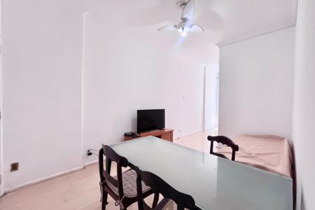 Sala  de apartamento à venda com 2 quartos, 85m² em Copacabana, Rio de Janeiro