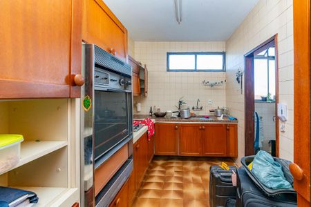 Apartamento para alugar com 90m², 2 quartos e 2 vagasCozinha