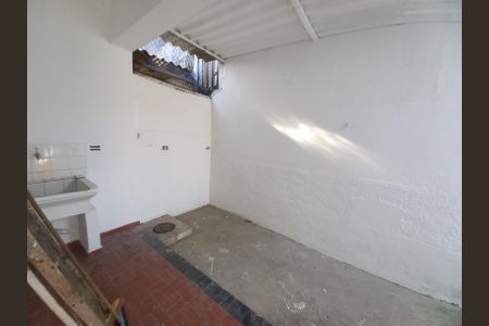 Casa para alugar com 113m², 2 quartos e 1 vagaÁrea de Serviço