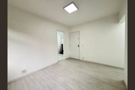 Apartamento à venda com 75m², 2 quartos e sem vaga Apartamento à venda com 75m², 2 quartos e sem vagaSala
