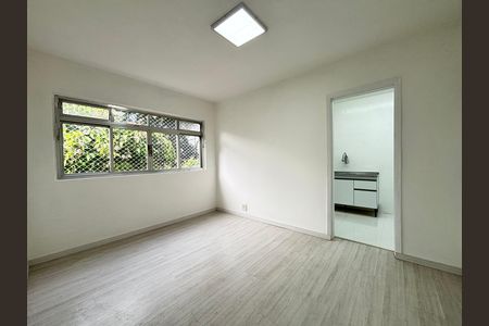 Sala de apartamento para alugar com 2 quartos, 75m² em Indianópolis, São Paulo