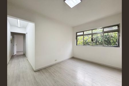 Sala de apartamento para alugar com 2 quartos, 75m² em Indianópolis, São Paulo