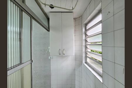 Apartamento para alugar com 75m², 2 quartos e sem vagaÁrea de Serviço