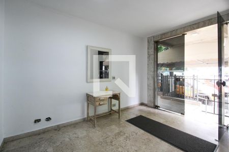 Apartamento para alugar com 75m², 2 quartos e sem vagaHall