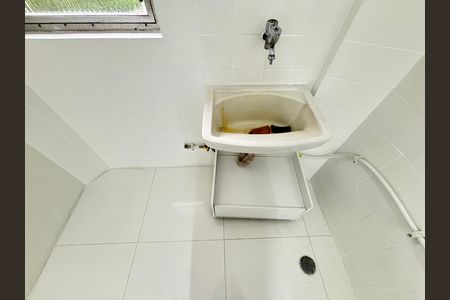 Apartamento à venda com 75m², 2 quartos e sem vaga Apartamento à venda com 75m², 2 quartos e sem vagaÁrea de Serviço