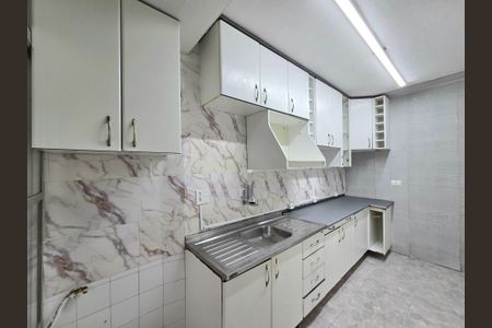 Apartamento para alugar com 75m², 2 quartos e sem vagaCozinha