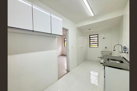 Apartamento à venda com 75m², 2 quartos e sem vaga Apartamento à venda com 75m², 2 quartos e sem vagaCozinha