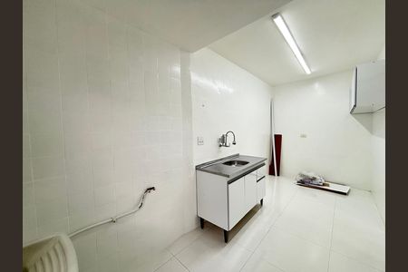Apartamento à venda com 75m², 2 quartos e sem vaga Apartamento à venda com 75m², 2 quartos e sem vagaCozinha