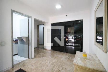 Apartamento para alugar com 75m², 2 quartos e sem vagaHall