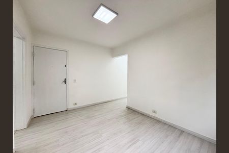 Sala de apartamento para alugar com 2 quartos, 75m² em Indianópolis, São Paulo