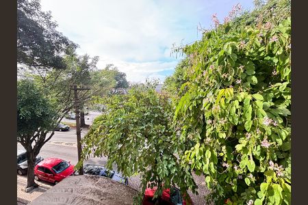 Vista da Sala de apartamento para alugar com 2 quartos, 75m² em Indianópolis, São Paulo