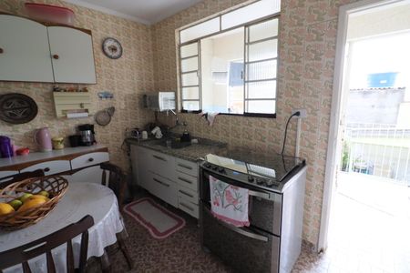 Casa à venda com 250m², 4 quartos e 2 vagasCozinha 2