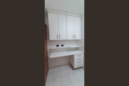 Apartamento para alugar com 64m², 2 quartos e 1 vagaCozinha