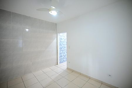 Casa para alugar com 32m², 1 quarto e sem vagaQuarto