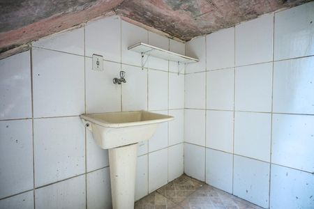 Casa para alugar com 32m², 1 quarto e sem vagaÁrea de Serviço 