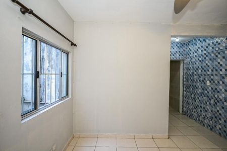 Sala de casa para alugar com 1 quarto, 32m² em Parque Regina, São Paulo