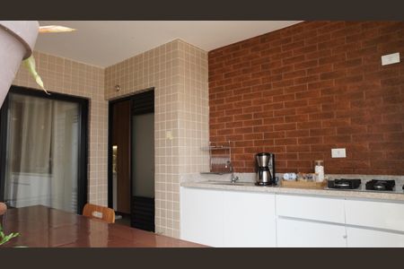 Apartamento à venda com 68m², 2 quartos e 1 vagaSacada