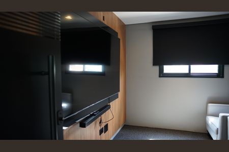 Apartamento à venda com 68m², 2 quartos e 1 vagaCinema