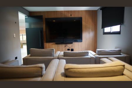 Apartamento à venda com 68m², 2 quartos e 1 vagaCinema