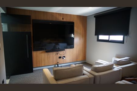 Apartamento à venda com 68m², 2 quartos e 1 vagaCinema