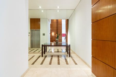 Apartamento à venda com 104m², 3 quartos e 2 vagas Apartamento à venda com 104m², 3 quartos e 2 vagasHall de entrada