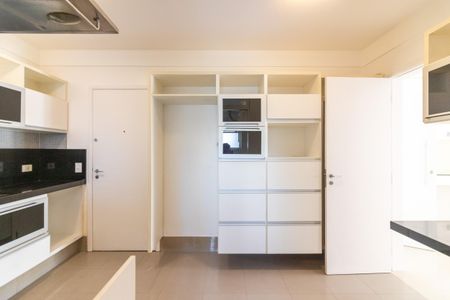 Apartamento à venda com 104m², 3 quartos e 2 vagas Apartamento à venda com 104m², 3 quartos e 2 vagasCozinha