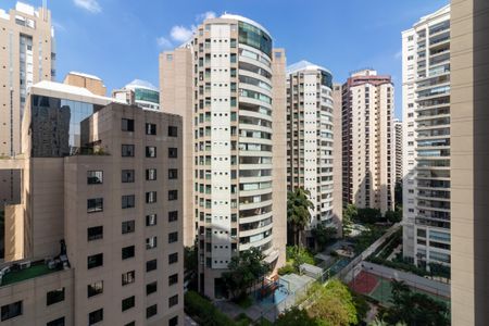 Apartamento à venda com 104m², 3 quartos e 2 vagas Apartamento à venda com 104m², 3 quartos e 2 vagasVista do Escritório