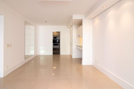 Apartamento à venda com 104m², 3 quartos e 2 vagas Apartamento à venda com 104m², 3 quartos e 2 vagasSala